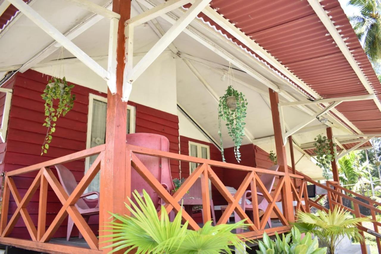Pondok Oma Lasikin Exterior foto